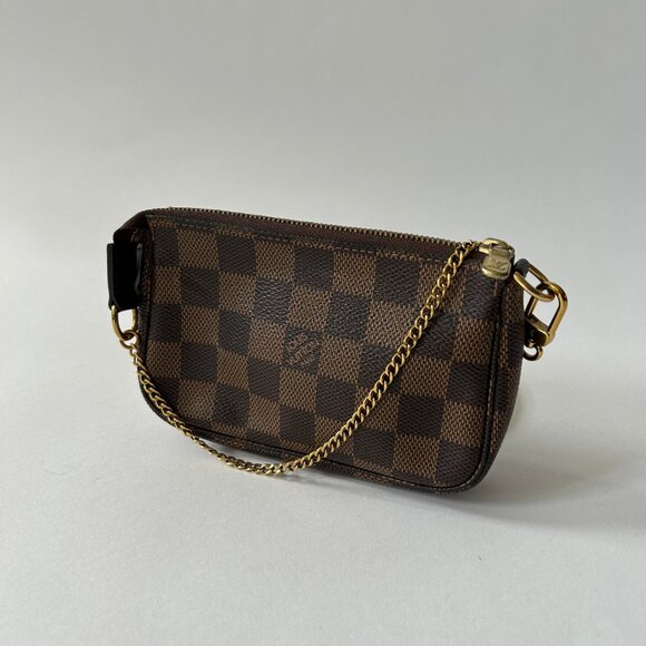 LOUIS VUITTON DAMIER EBENE MINI POCHETTE ACCESSOIRES - Picture 4 of 11